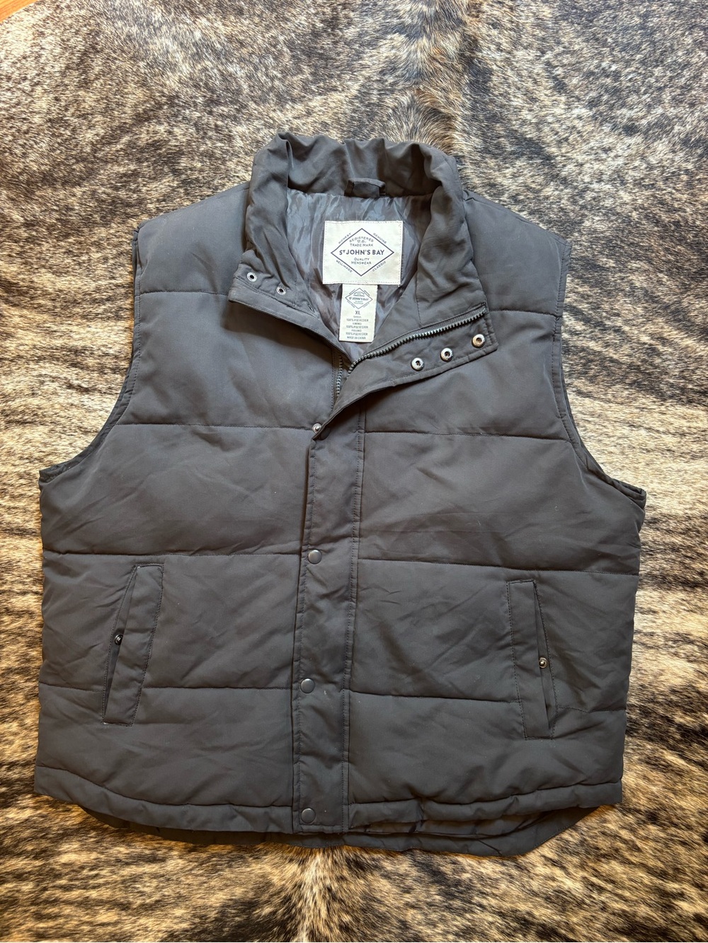 St. John’s Bay Men’s Midweight Gray Quilted Puffer Vest, Size XL
